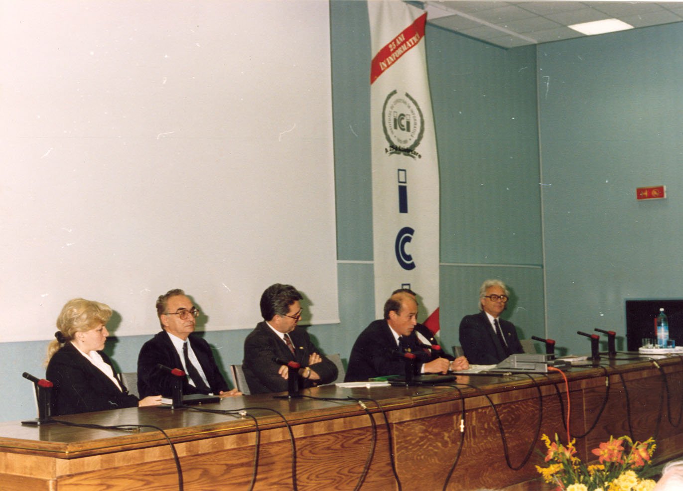 ici2501.jpg